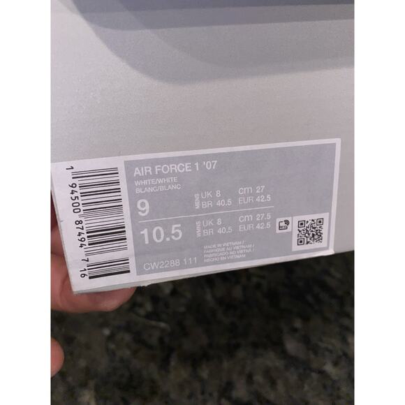 Nike Air Force 1 07 ESS ‘Metallic Gold’ Women Size 10.5 - Picture 7 of 9